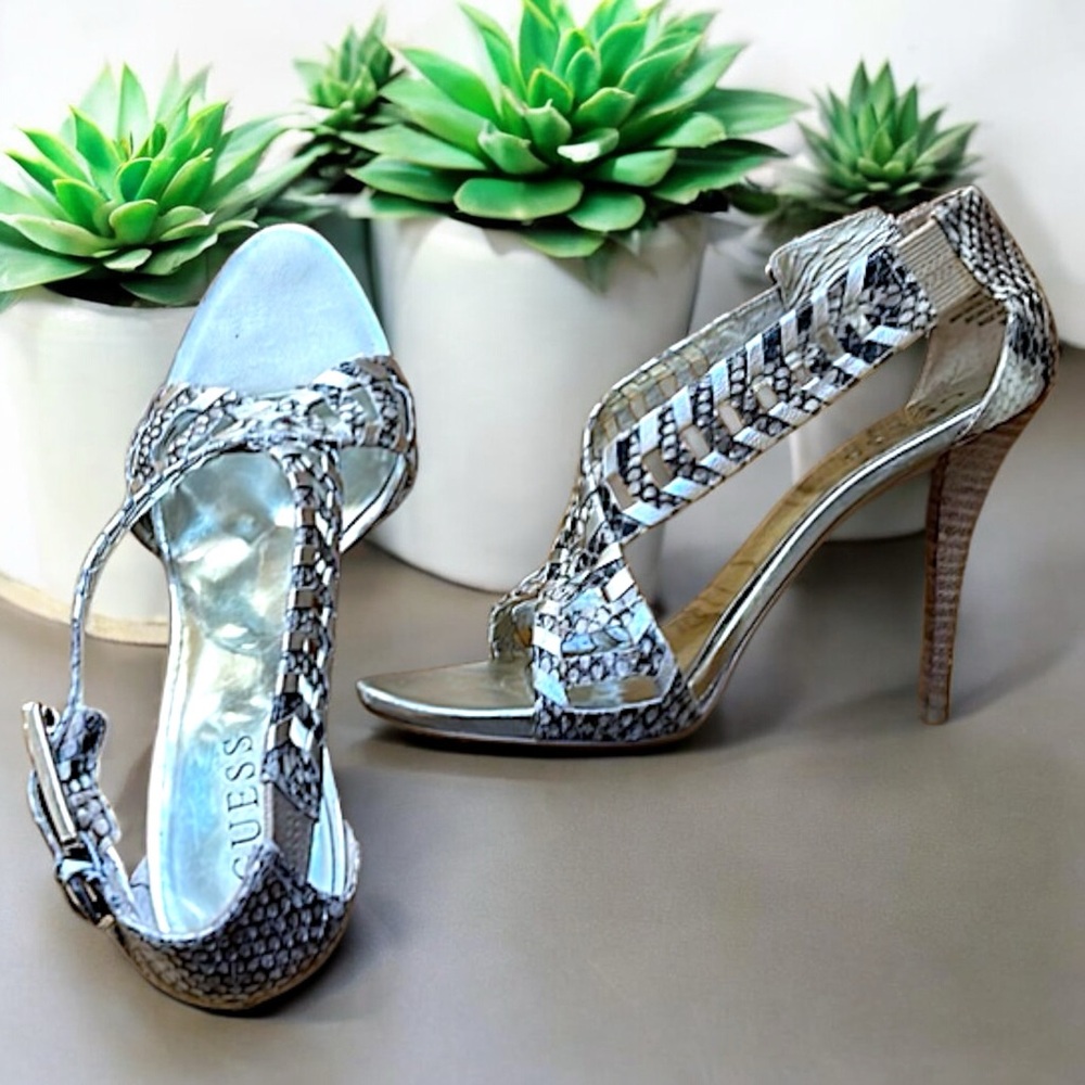 Guess Women’s Rianne Python Print Sandals - Picture 16 of 16